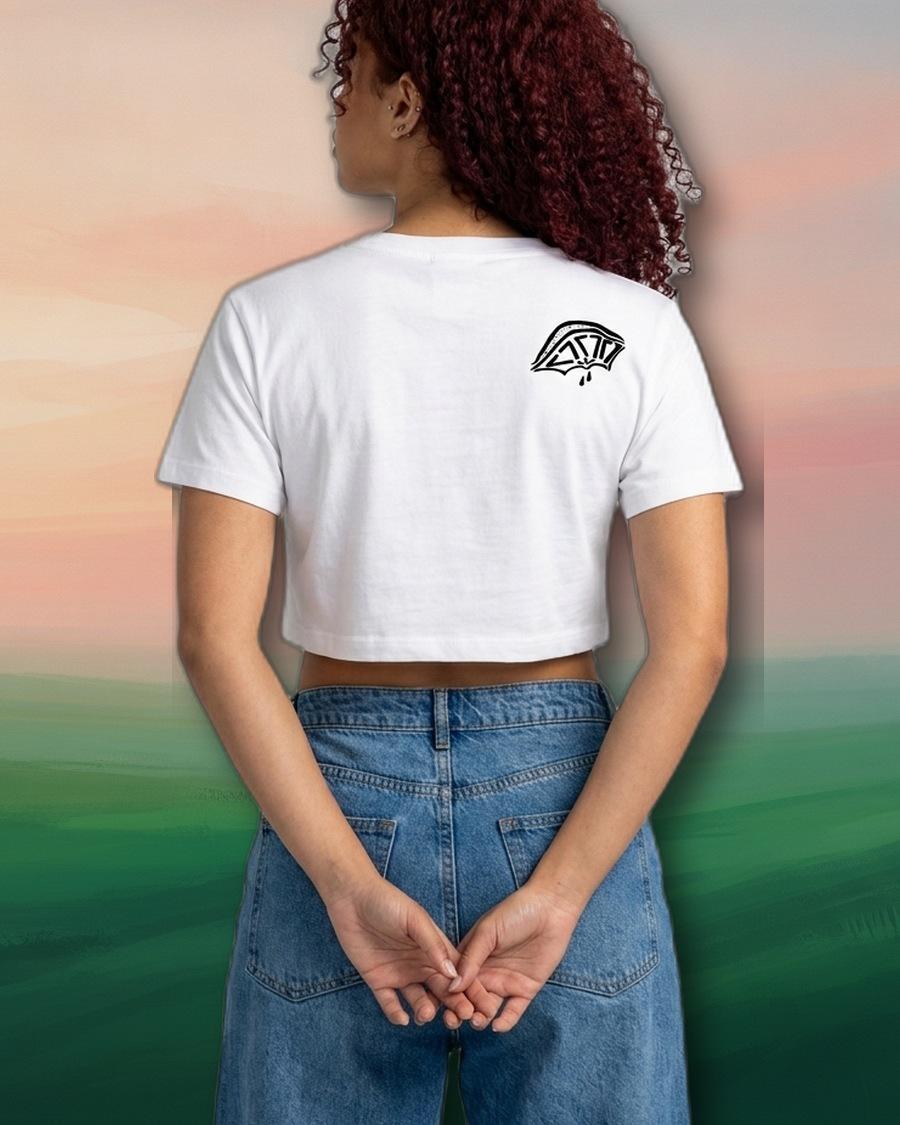 Main Squeeze Crop — white S